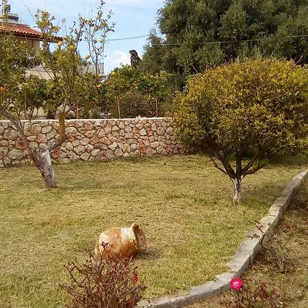 House Near Spasmata Beach Minia